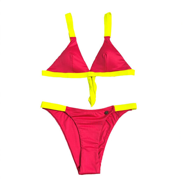bikini de triángulo en color sandía con tirantes y lateral de cintura en amarillo flúor