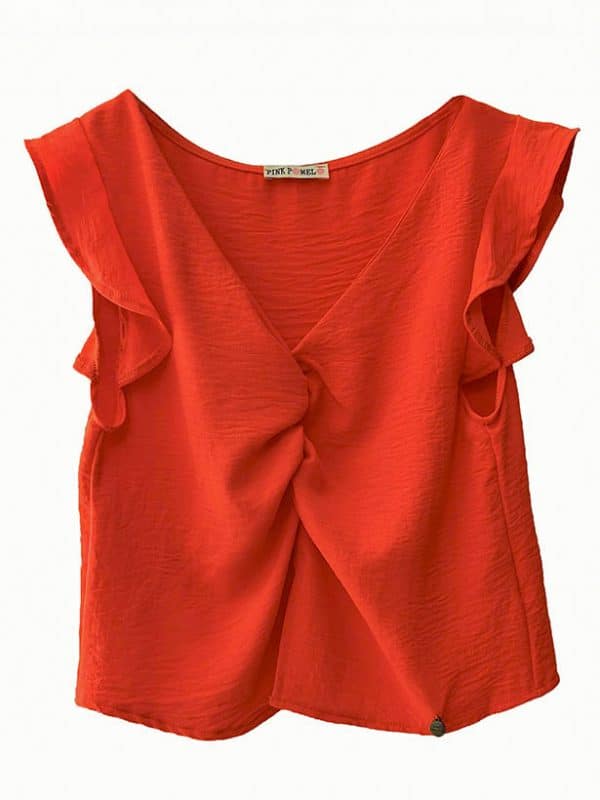 blusa coral anaranjado escote pico y volantes estrechos en hombros