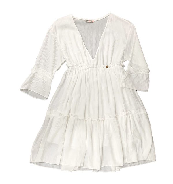 vestido blanco ibicenco corto con mangas 3/4 y forro interior. Escote pico